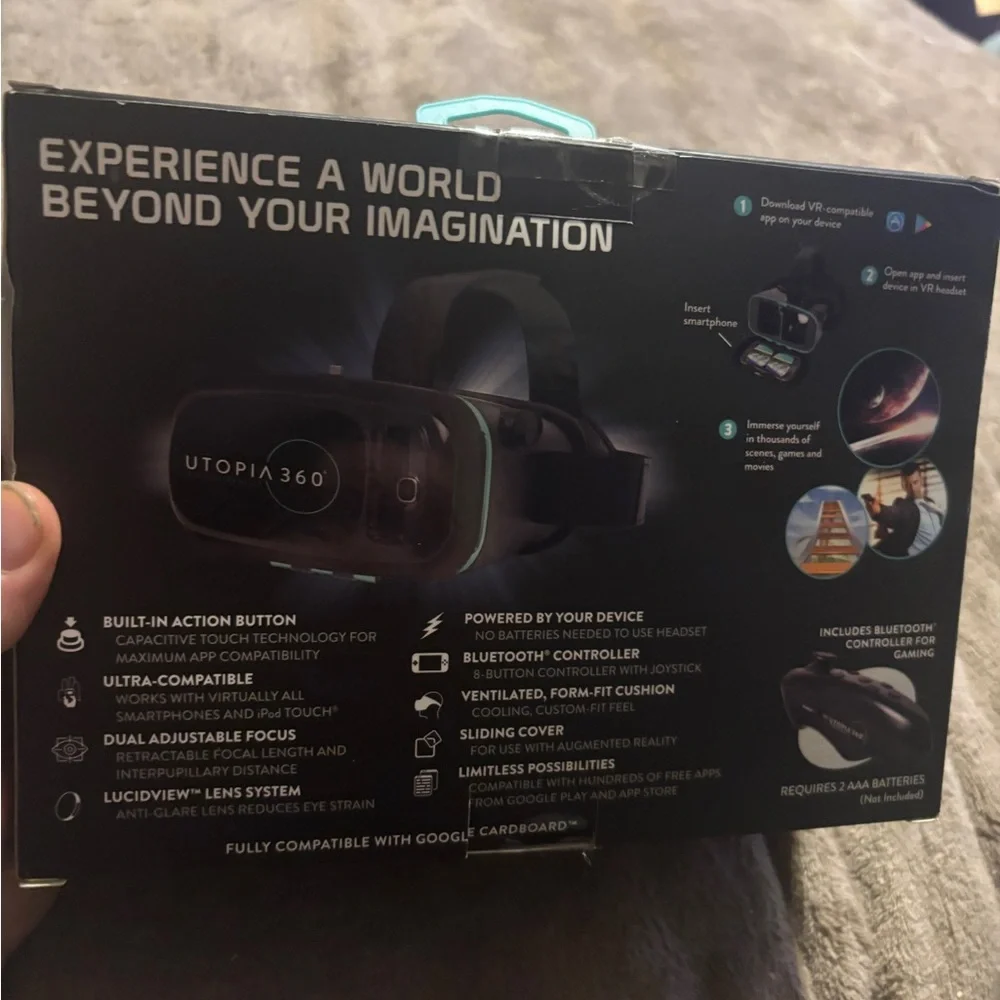 Utopia 360 Virtual Reality 3D Headset with Bluetooth Controller - new